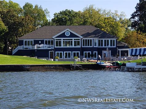 Recent updates include all new paint, carpet, bath and so much more. . Pistakee lake waterfront homes for sale